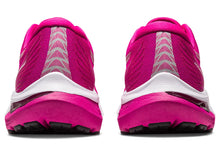 Carica l'immagine nel visualizzatore di Gallery, ASICS GT 2000 11